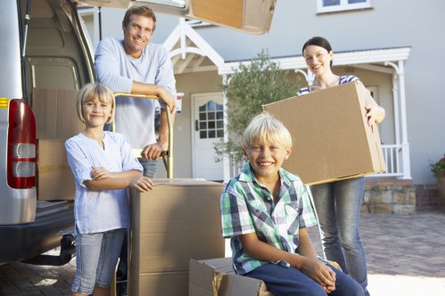 Local Homerton moving support for homes and flats
